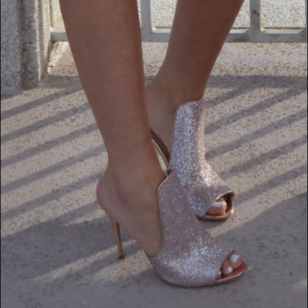 Blush Steve Madden Heels